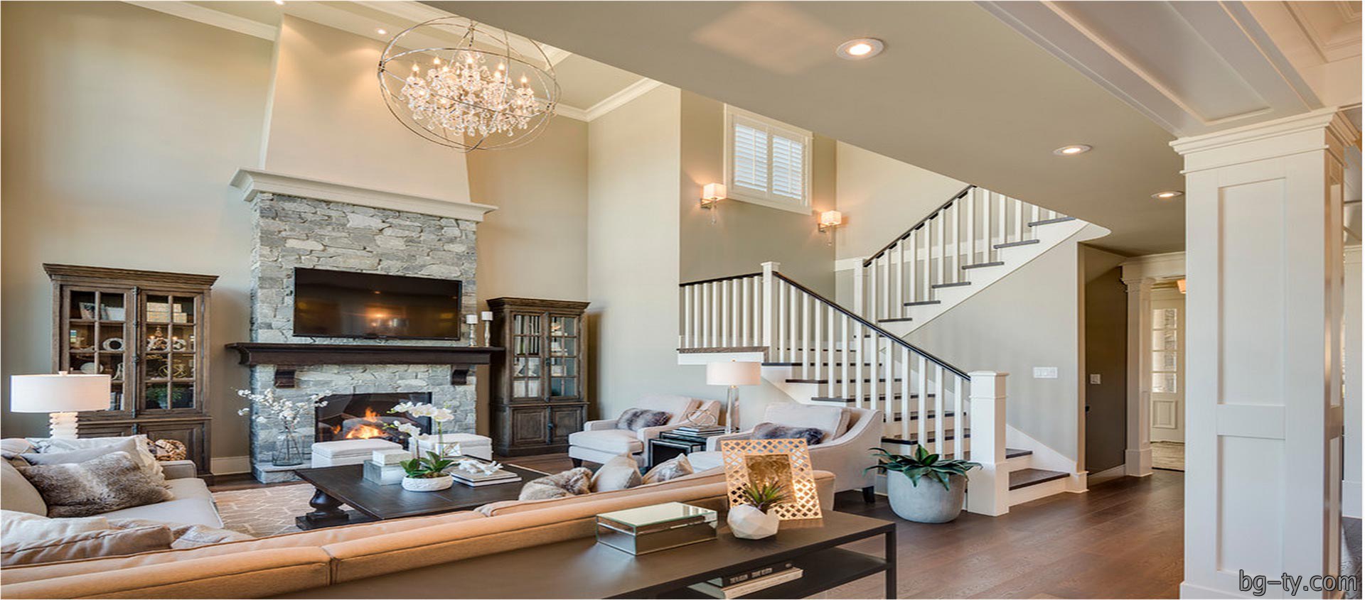 home-2573375_1920.jpg